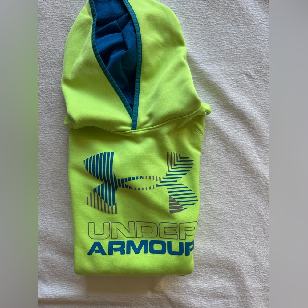 Under Armour ColdGear in Blue and Neon Green Youth Large